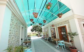 Data Yaghane Butik Otel
